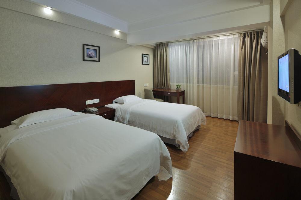 Paco Hotel Guangzhou Jiangtai Road Metro Branch Buitenkant foto