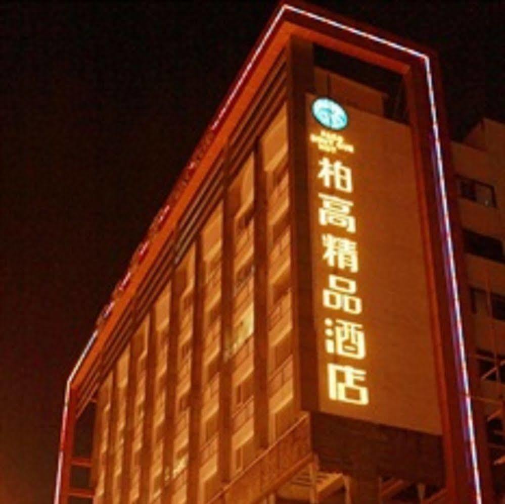 Paco Hotel Guangzhou Jiangtai Road Metro Branch Buitenkant foto