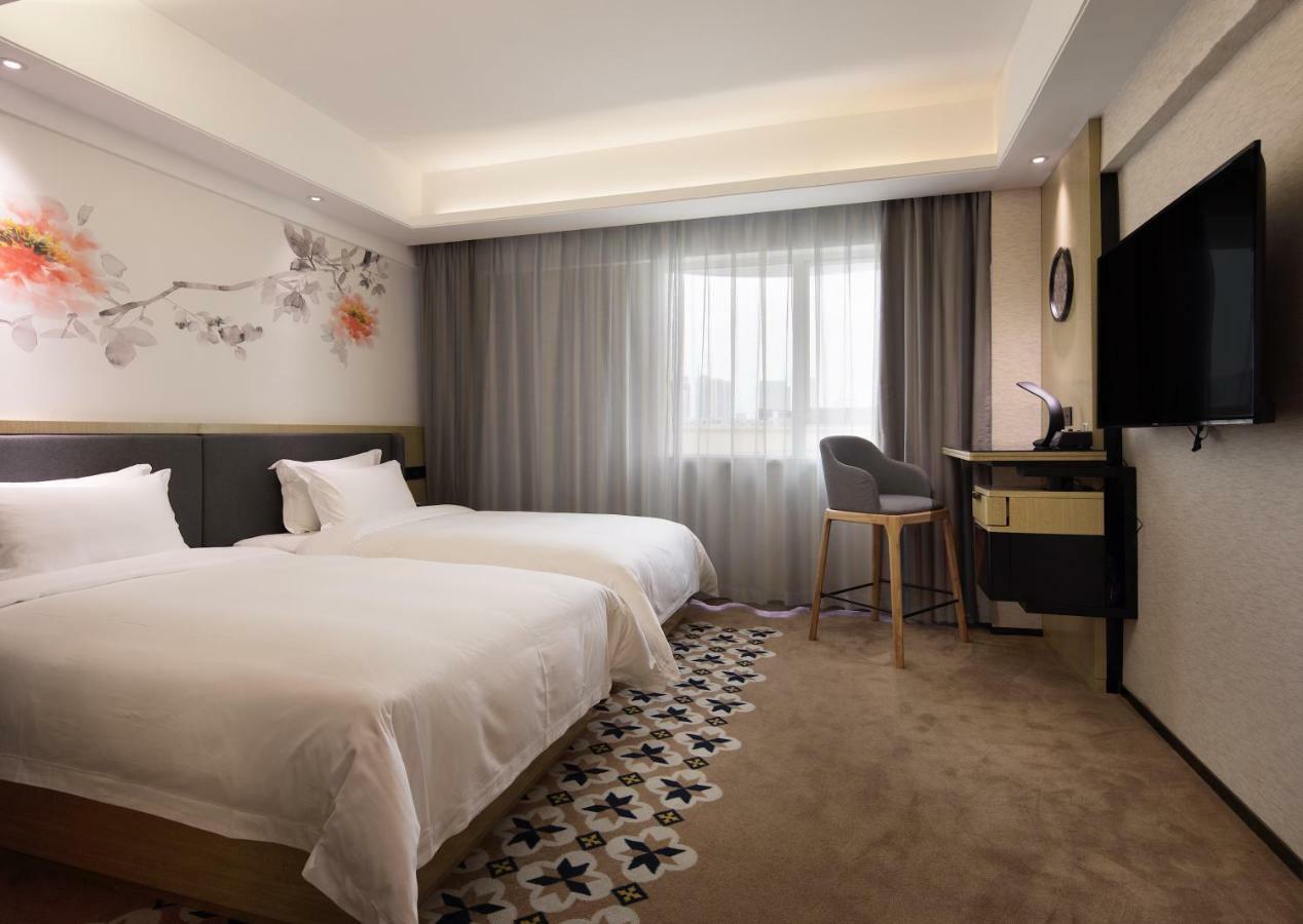 Paco Hotel Guangzhou Jiangtai Road Metro Branch Buitenkant foto