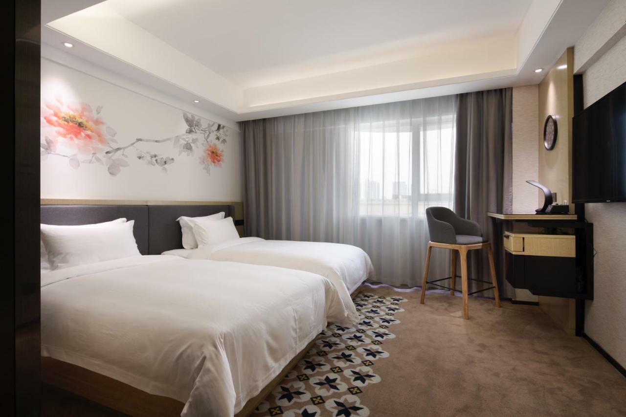 Paco Hotel Guangzhou Jiangtai Road Metro Branch Buitenkant foto